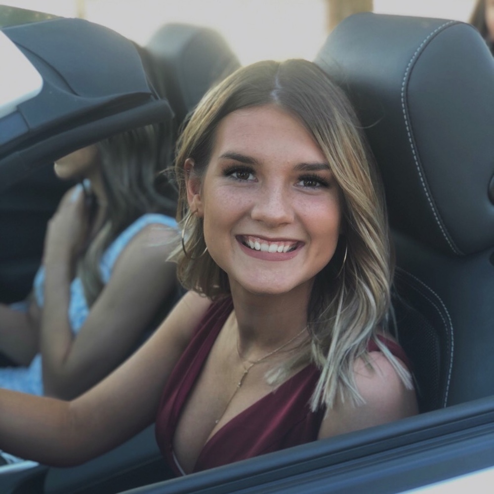 Meet your Posher, Raegan